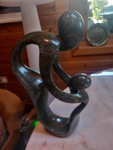Zimbabwe Shona stone mother and child, v heavy, tall, hand carved, D18