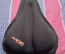 Gel saddle cover.