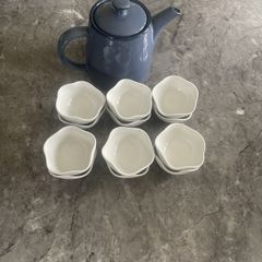; 12 small dishes