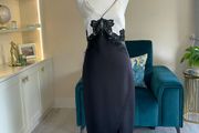 Brand New Stunning Ladies Black &amp; White Dress from Lipsy Size UK 10 / EU 38