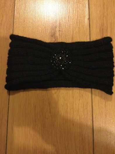 Beautiful Accessorize Hairband with beads flower