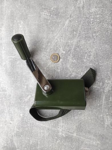 Huaban Hand Crank Generator
