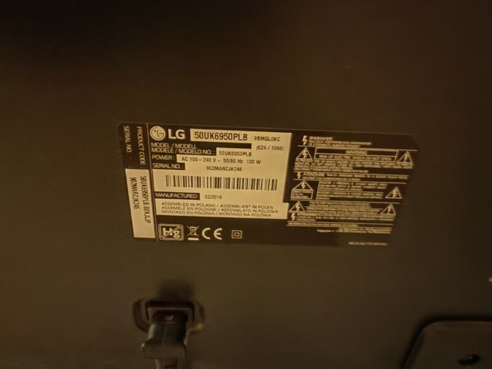 LG 50 inch 4K UHD Smart TV 50UK6950PLB Excellent Condition