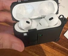 AirPods Pro Gen 2 lightning cable