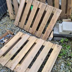 Pallets Free