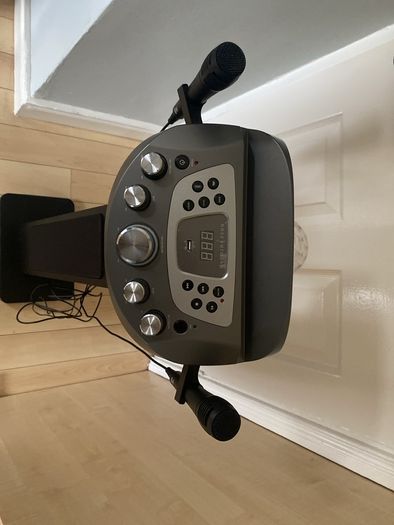 Karaoke Machine with built in Speaker, Light and Microphones