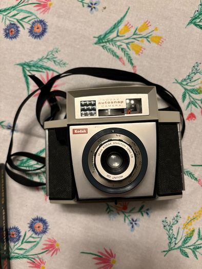 Vintage Kodak Autosnap Camera