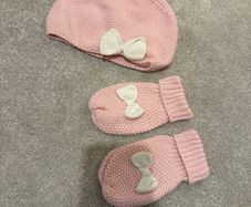Pink hat and gloves set 1-3 years