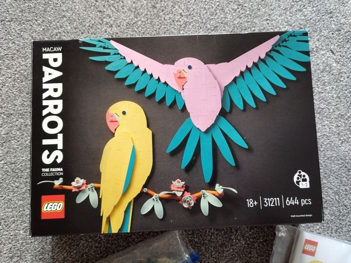 LEGO 31211 The Fauna Collection Macaw Parrots