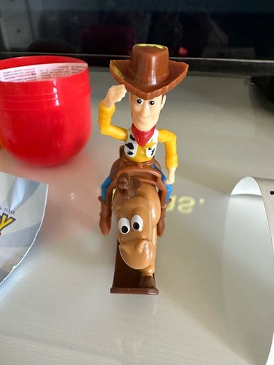Toy Story, giant Kinder toy