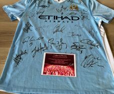 Manchester city signed jersey 2011