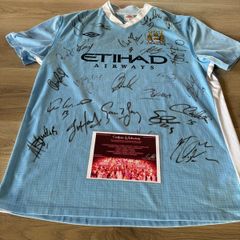 Manchester city signed jersey 2011