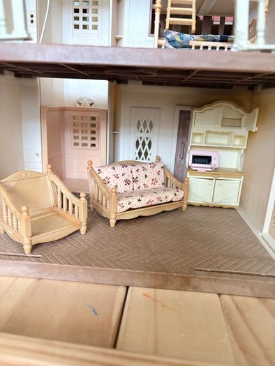 Sylvanian Families Bundle (2 houses + more)