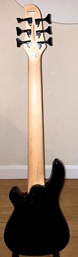Harley Benton B-650FL BK Progressive Series (6-String Fretless Bass) - Pristine Condition
