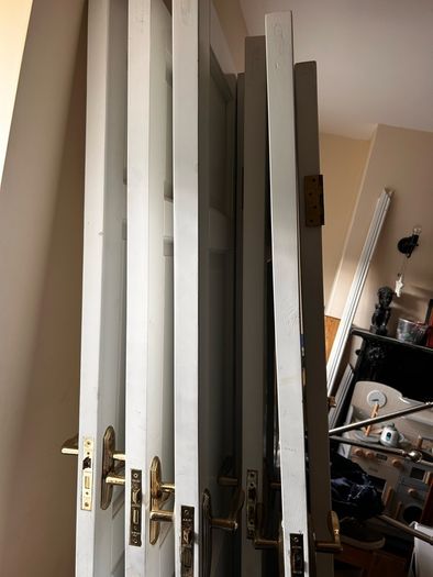 11 internal doors