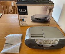 Sony CD Radio/Cassette Recorder CFD-S05