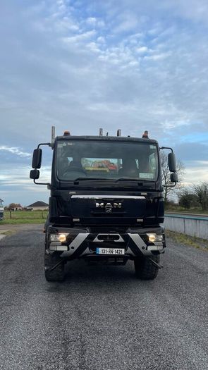 Rock Drill Pole Truck