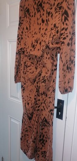 dress size 12 elasticated waist slight slit worn once