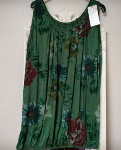 Made I Italy top. New with tag's.