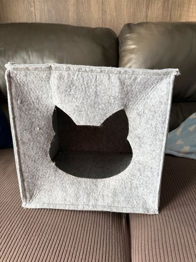Cat accessories 1 Insert Cat Bed, 3 wooden steps, litter