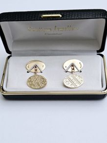 Vintage 9ct Yellow Gold Engine Turned Gents Cufflinks