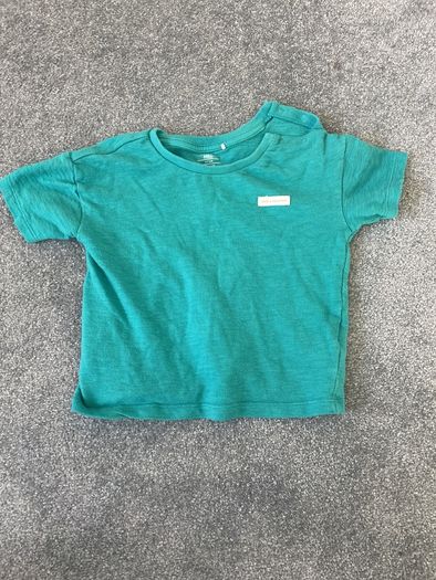 Boys tshirts and long-sleeve tops