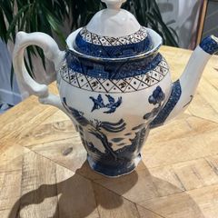 Rare Willow Pattern Coffee/Tea Pot 1940s