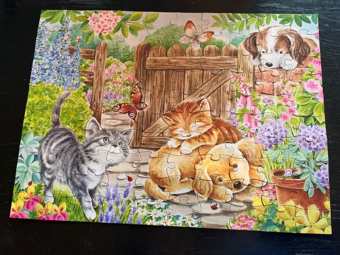 Puppies & kittens Play date 100 Piece Jigsaw Puzzle EUC