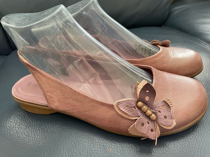 womens sandals flats covered toe genuine leather size UK 5