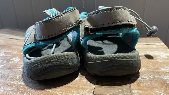 kids nius sandals Timberland and Hi tec