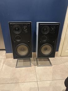 Beovox S75 speakers with stands