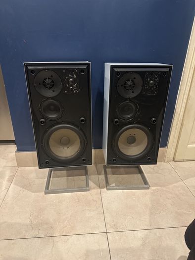 Beovox S75 speakers with stands
