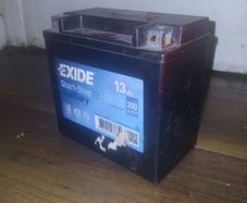 auxiliary battery