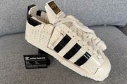 lego Adidas shoe 10282