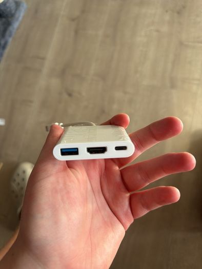 USB-c 3 in 1 hub