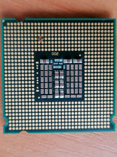 Intel Xeon E5440 CPU  Processor