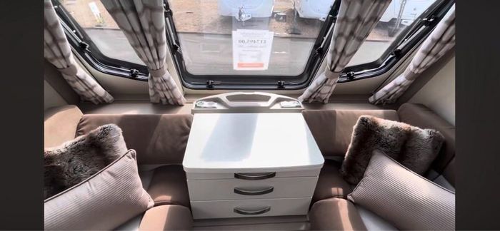 2016 caravan + Awning & Annex