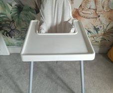 Highchair with Supporting Cushion