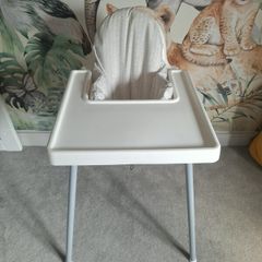 Highchair with Supporting Cushion