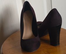 Suede black shoes