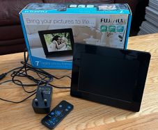 digital photo frame