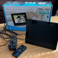 digital photo frame