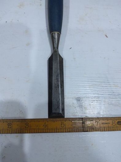 set of vintage graduated chisels