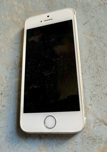 iPhone 5s  for parts