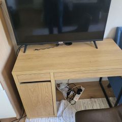 desk with chair