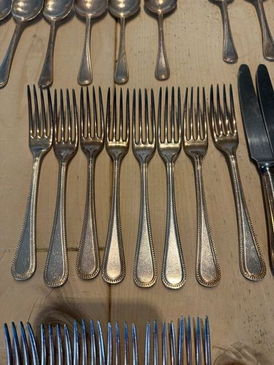 Vintage 6 person A1 silver plated cutlery set ..