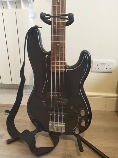 Fender Squier Affinity Precision Bass