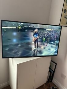 Samsung 40" Smart TV (UE40H6400)