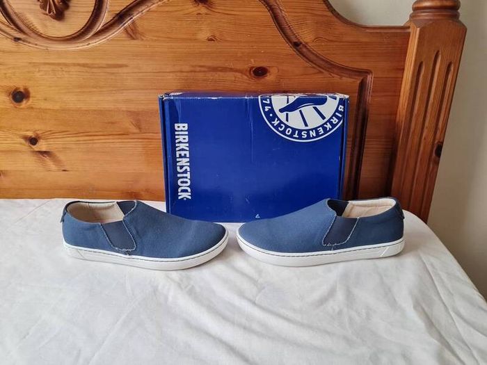 Birkingstock barrie slip ons Size 5 eu 38 blue canvas brand new boxed