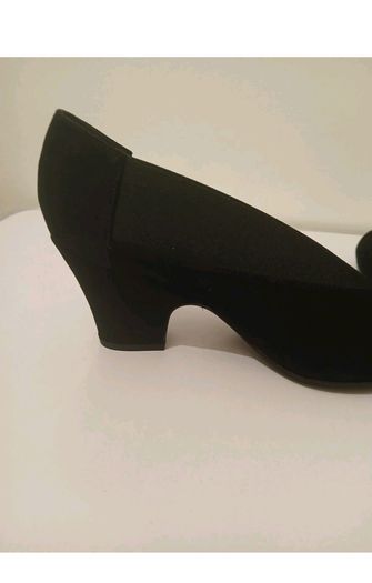 Cefalu Brumabe Black Suede Leather Court Shoes EU35 UK2 Block Heel BNIB  CAN POST